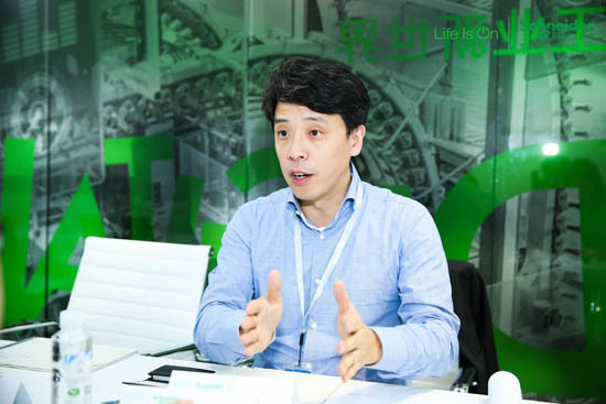 施耐德電氣（中國）有限公司工業(yè)事業(yè)部智能制造業(yè)務(wù)負(fù)責(zé)人李凱