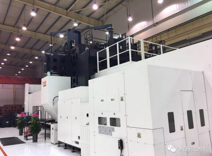 已經投入使用的大型多面5軸龍門加工中心VERSATECH V-140N 