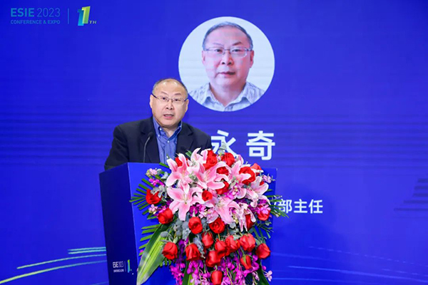 國家電網(wǎng)公司抽水蓄能和新能源事業(yè)部主任劉永奇